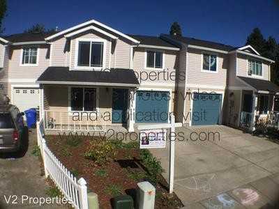 15835 SE Pine St - Photo 2 of 25