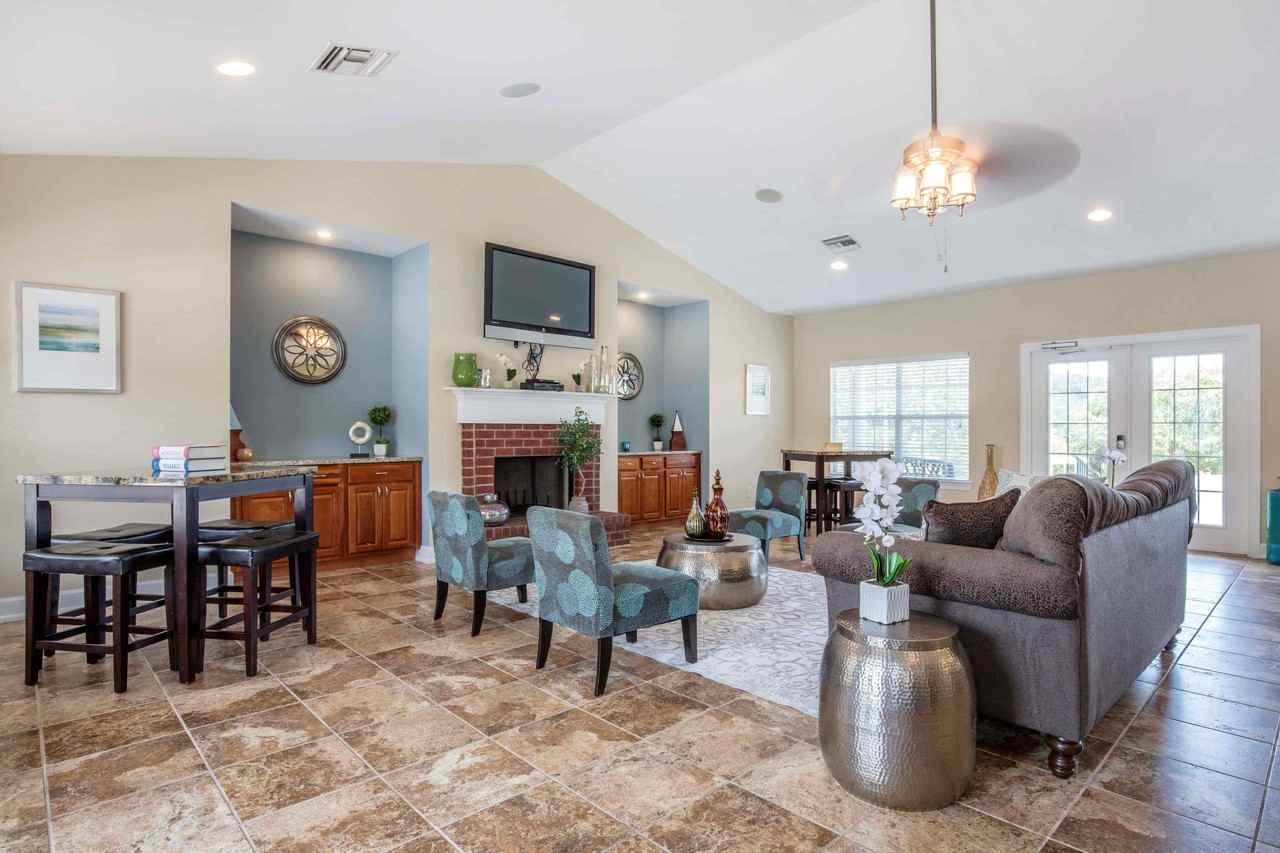 Landmark at Lancaster Place Apartment Homes Apartments 10 Kensington