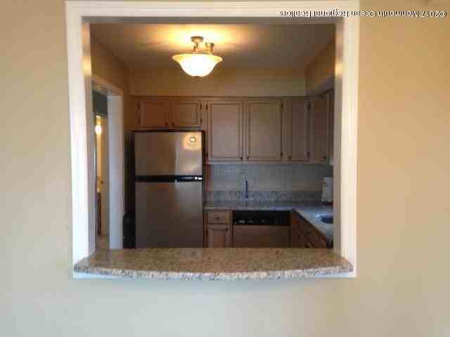 135 1st St #1A - Photo 2 of 22