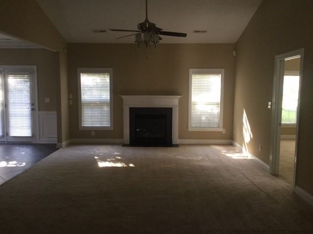 1246 Cedarline Ln - Photo 3 of 10