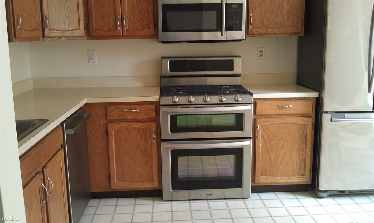 105 Pepper Dr - Photo 3 of 16