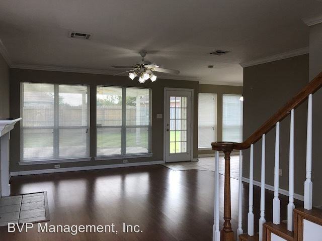 204 Augsburg Ct - Photo 2 of 25