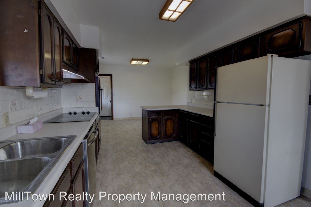 2212 State St - Photo 3 of 24