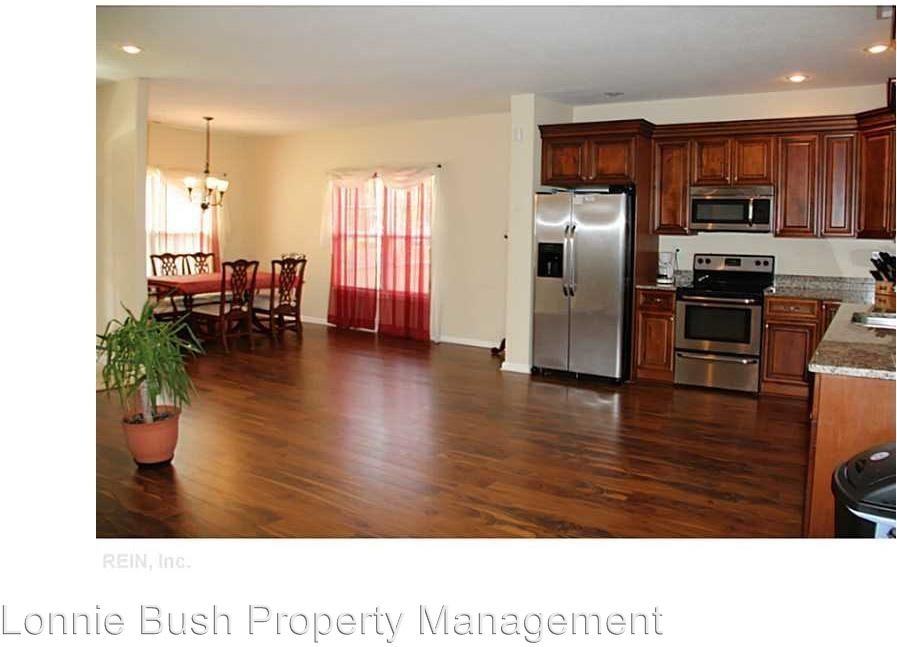 1008 Winward Rd - Photo 3 of 13