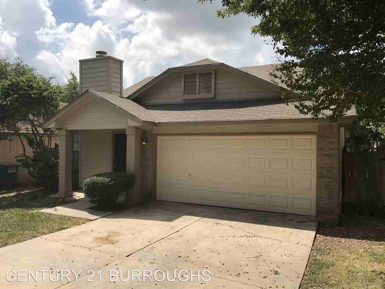 15535 Knollforest - Photo 3 of 15