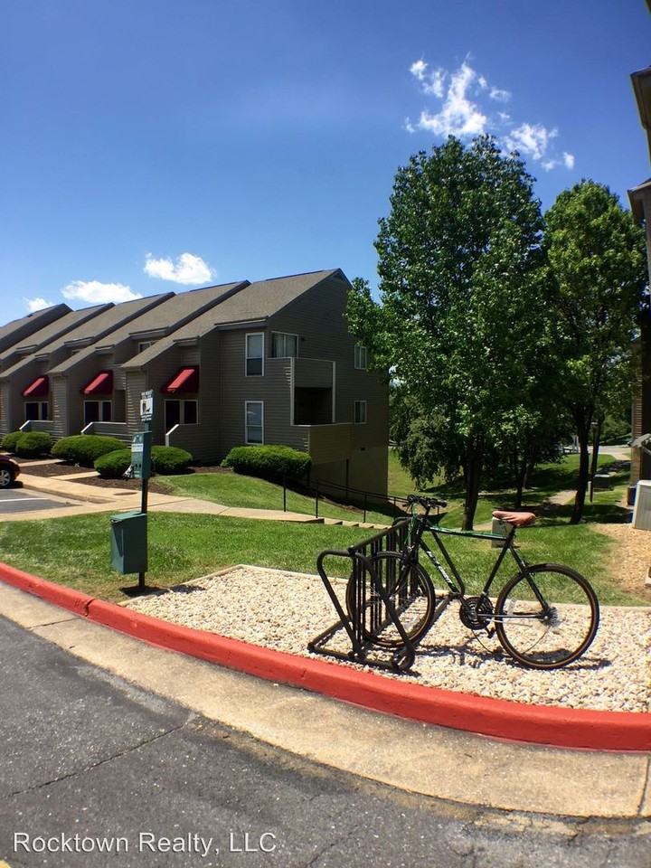 1334 Bradley Drive - Photo 2 of 6