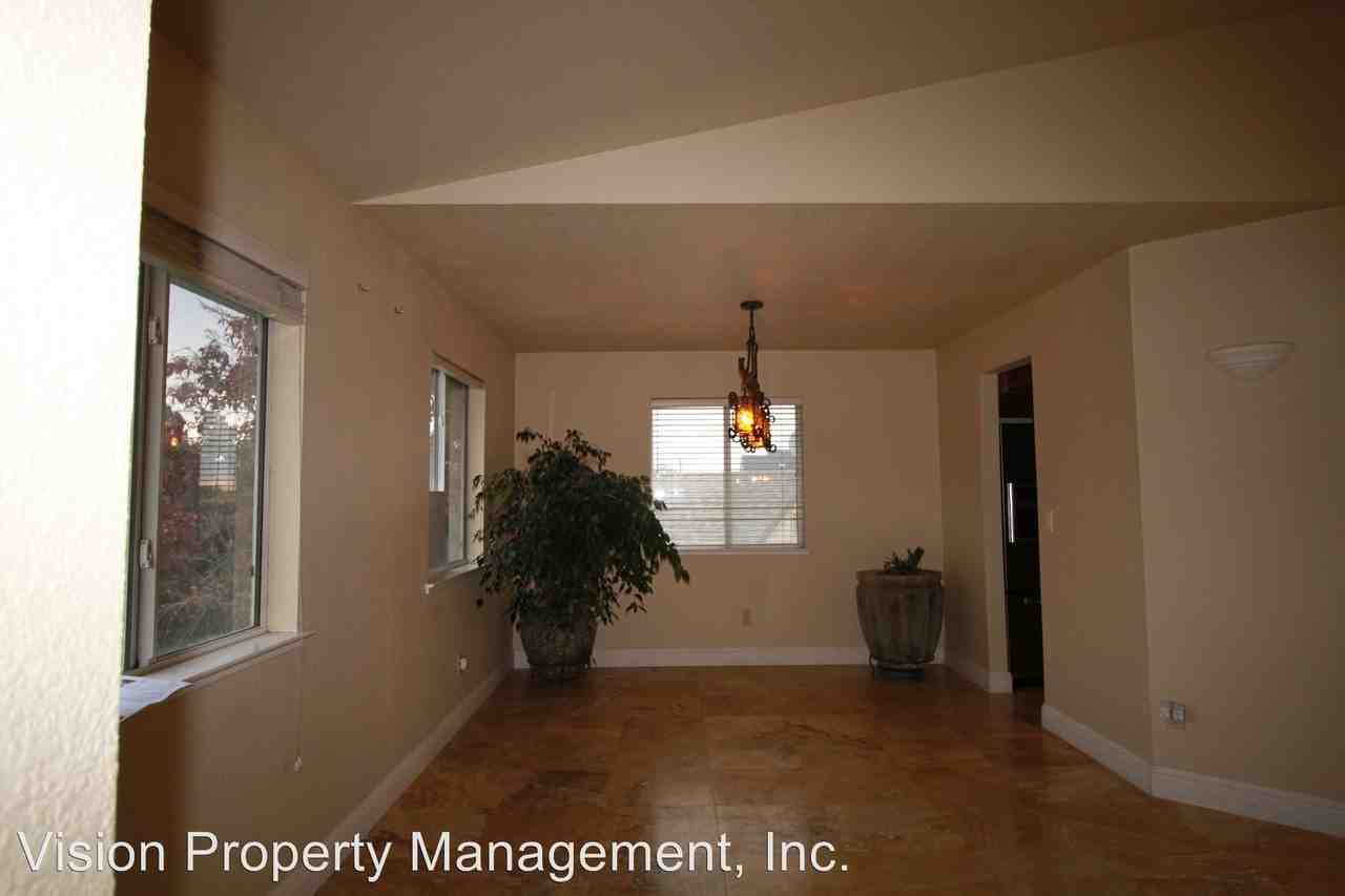 1082 Hazel Ln - Photo 2 of 17