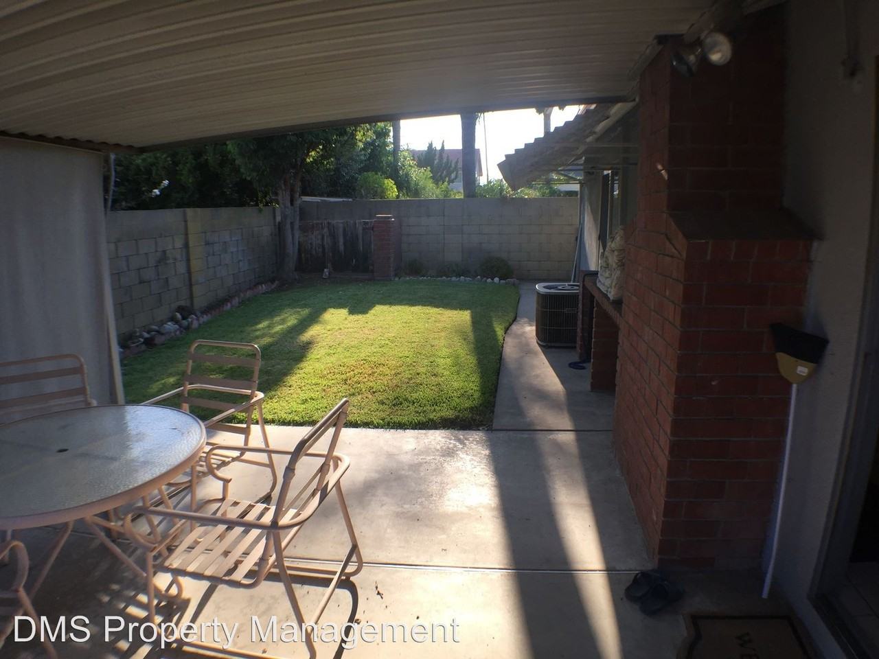 13136 Palm Pl - Photo 3 of 22