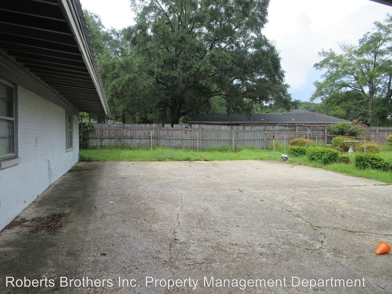 5554 Racine Ave - Photo 3 of 7