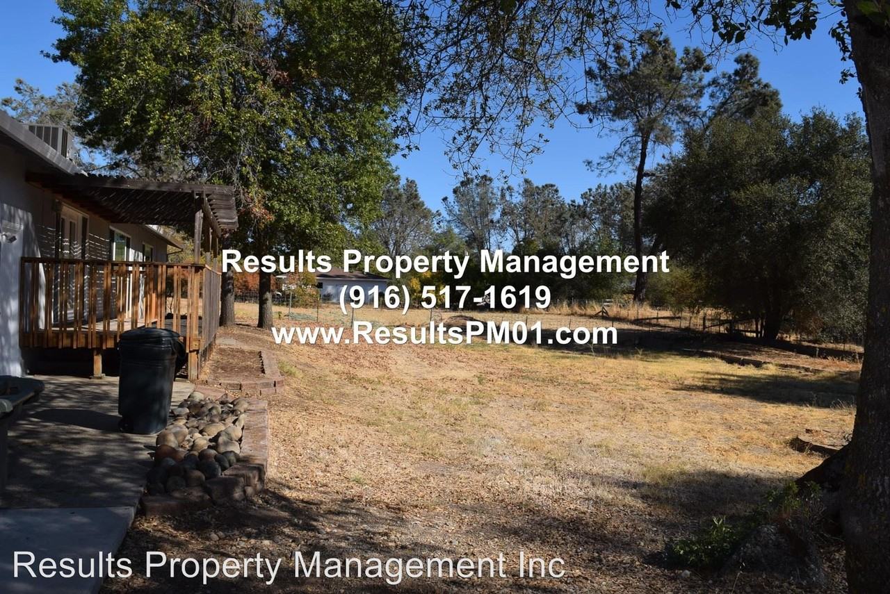 5907 Del Oro Rd - Photo 2 of 7