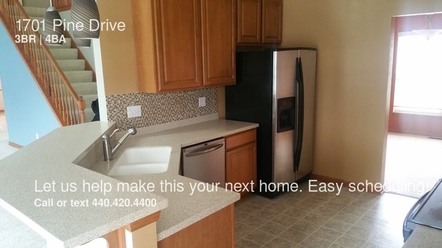 1701 Pine Dr - Photo 2 of 39