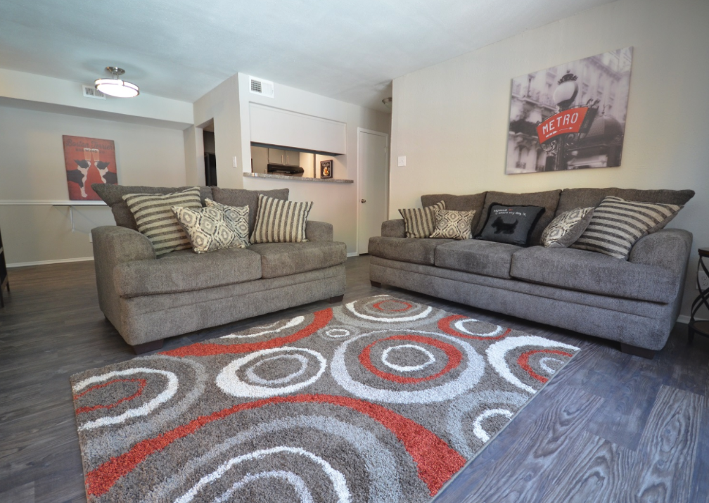 The most inexpensive apartment rentals for rent in Northeast Dallas