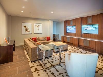 The Acadia at Metropolitan Park - Photo 3 of 26