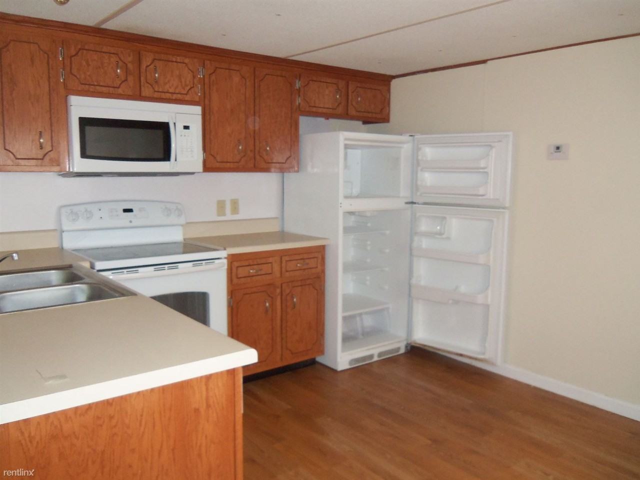 509 Kayla St - Photo 3 of 7