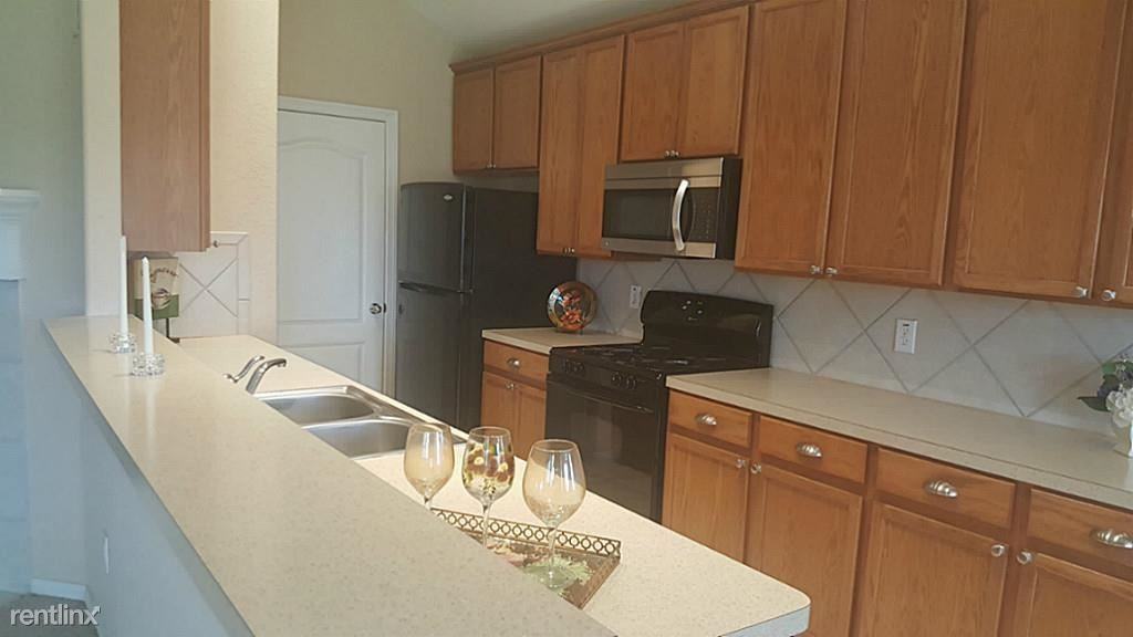 7039 Durango Creek Dr - Photo 3 of 5