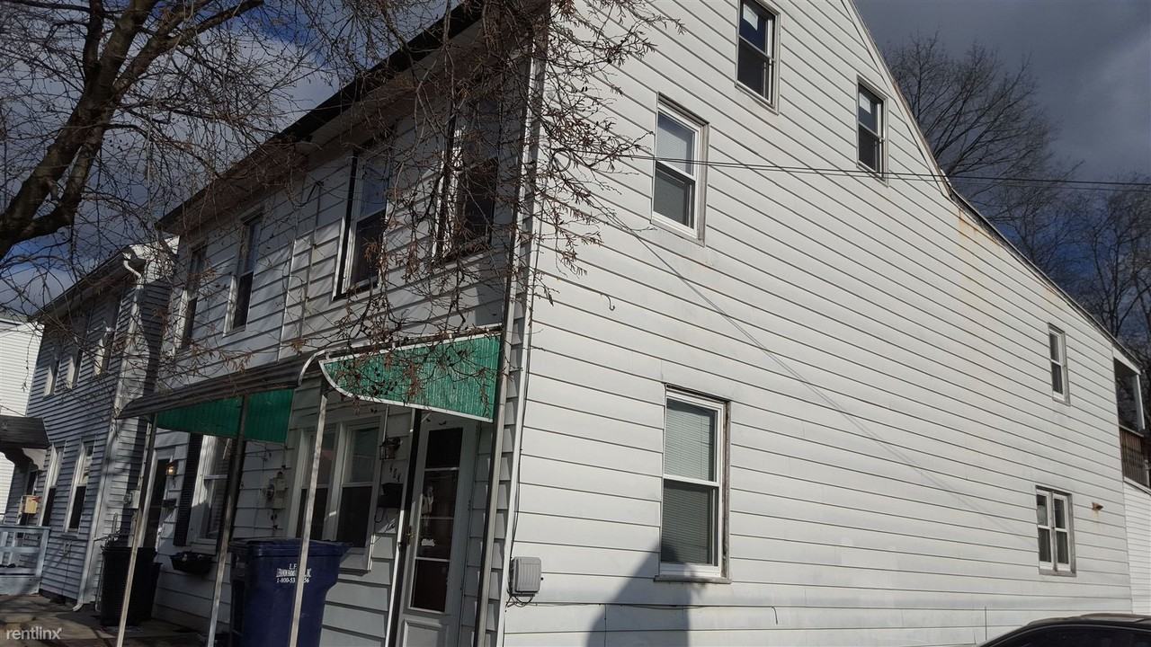 404 N 10th St - Photo 3 of 8