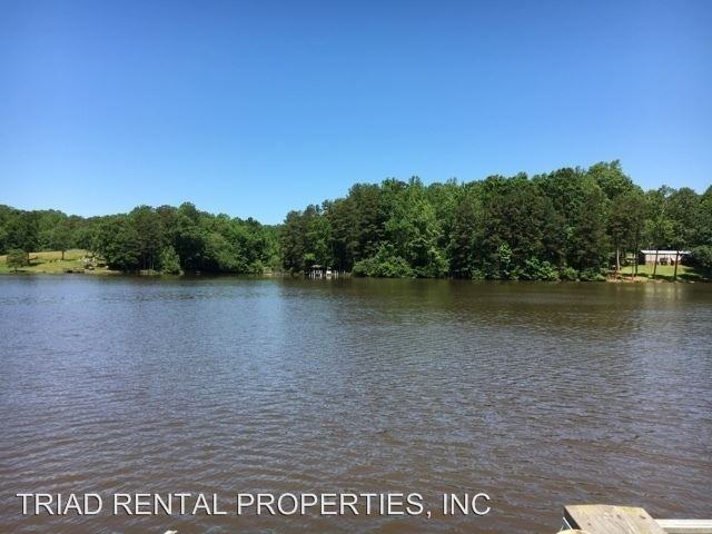 1988 S Lake Dr - Photo 3 of 24