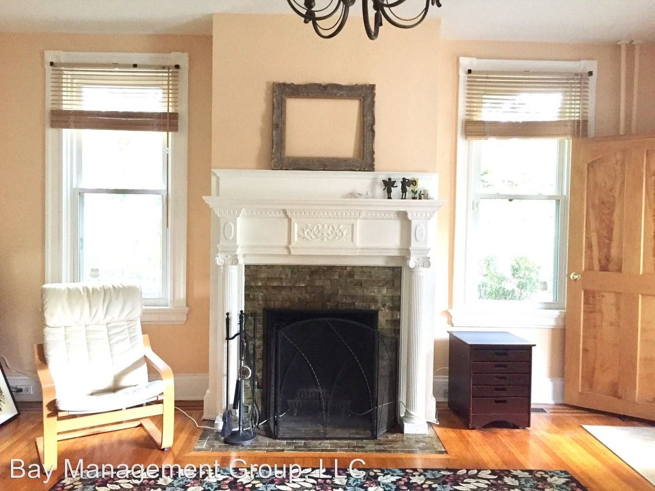 5019 Roland Ave - Photo 3 of 12