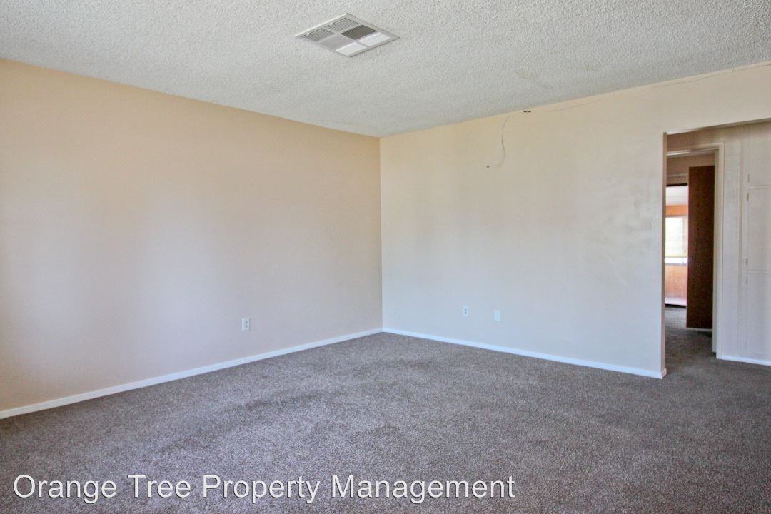 26427 Western Ave - Photo 2 of 14