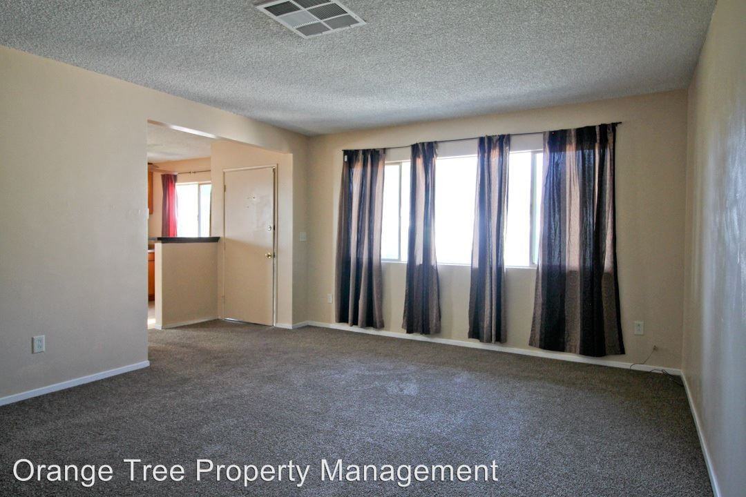 26427 Western Ave - Photo 3 of 14