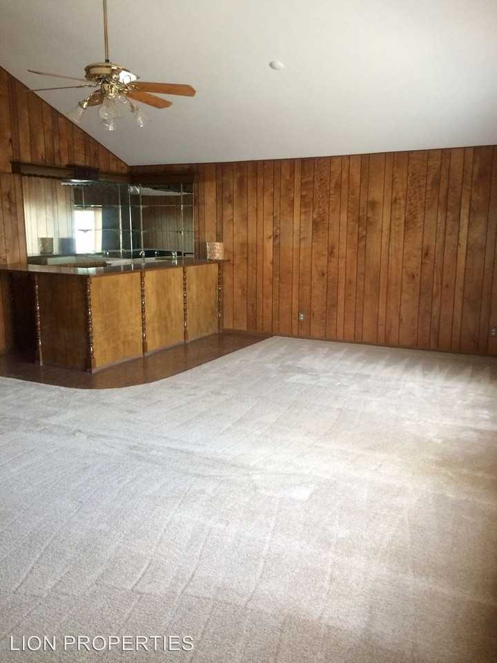 4764 Hazelnut Ave - Photo 3 of 35