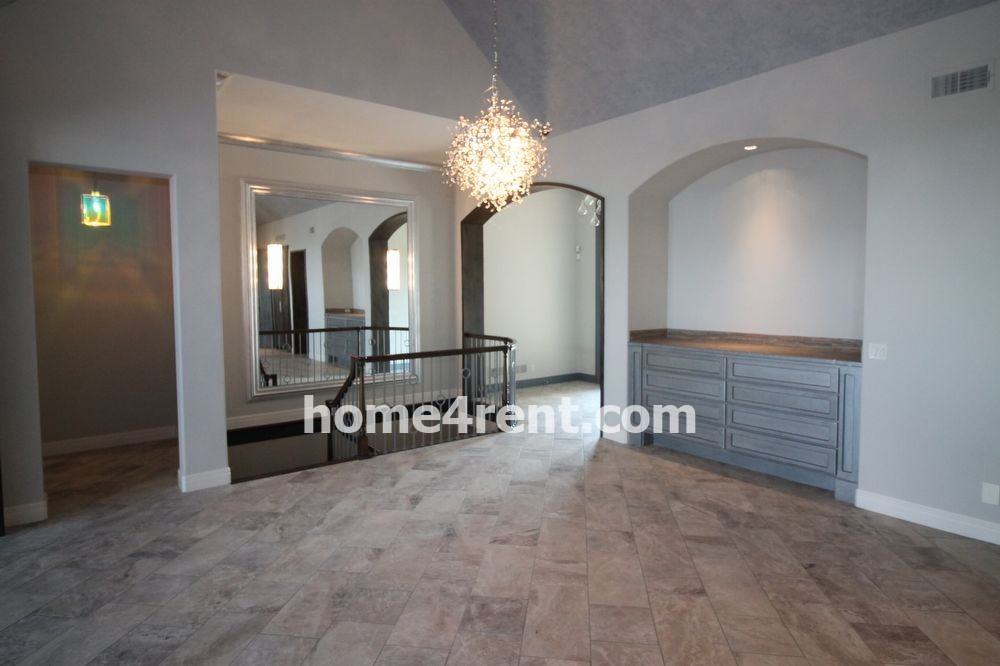 13901 Nicklaus Dr - Photo 3 of 49