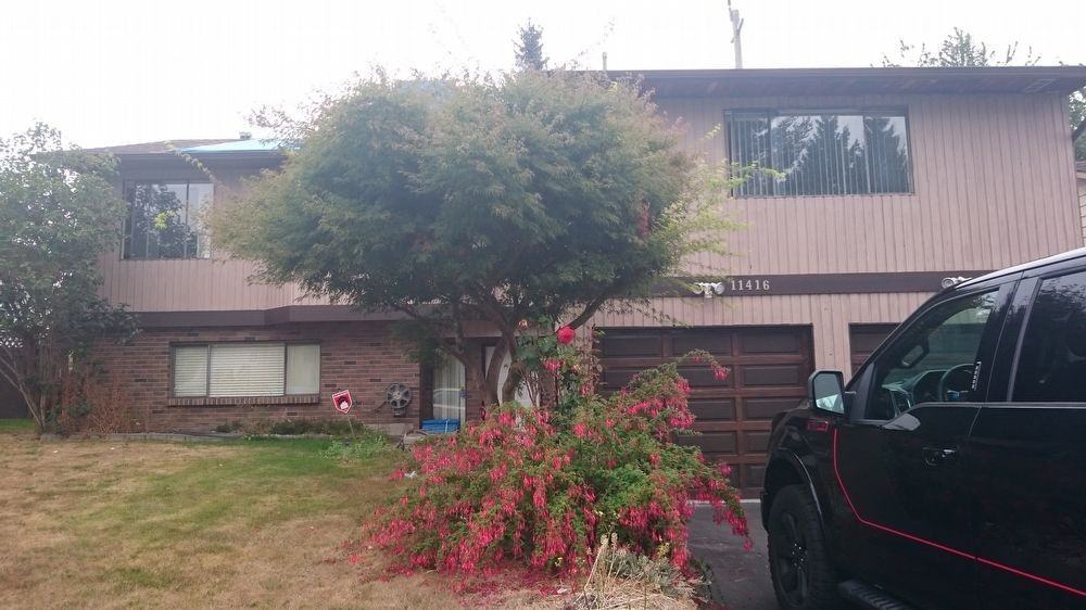 11416 79a Ave - Photo 2 of 6