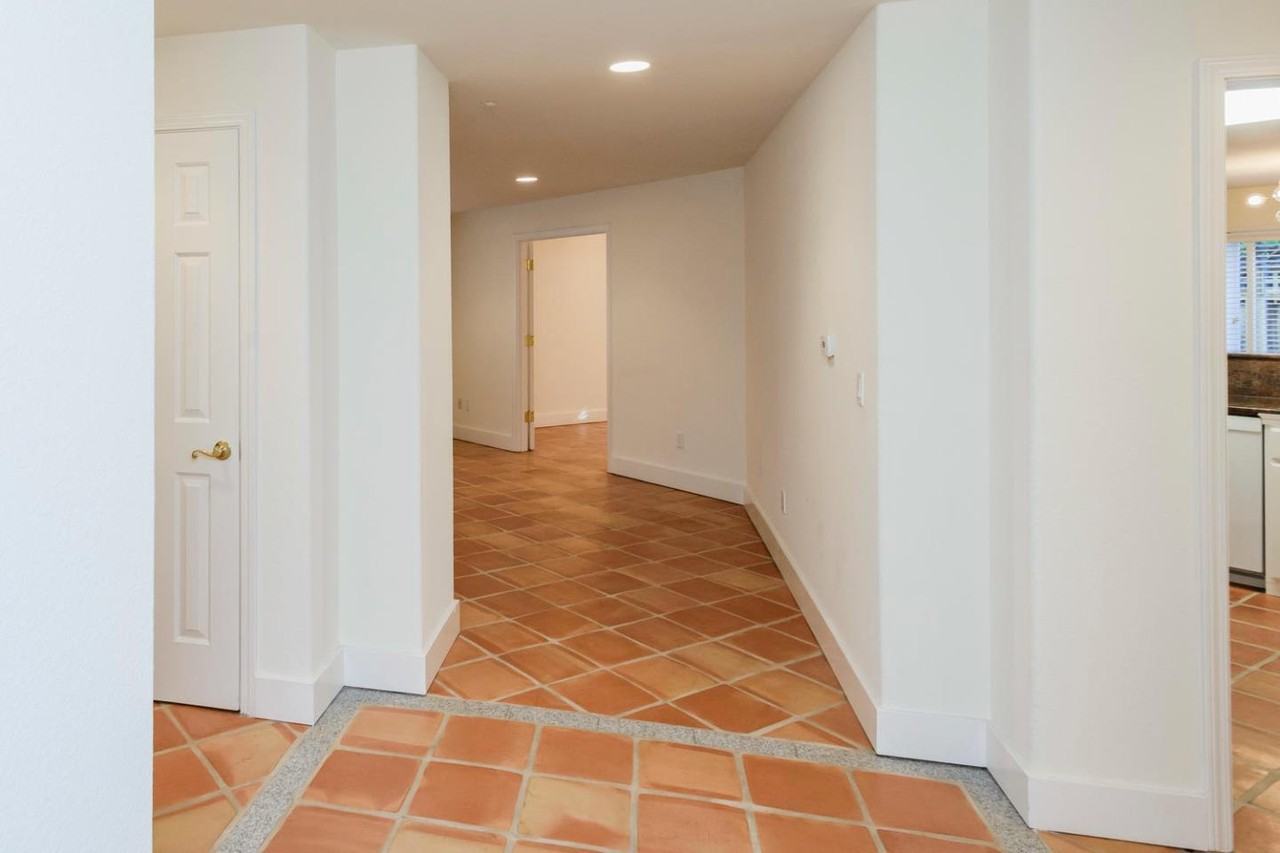 518 Almer Rd - Photo 2 of 17