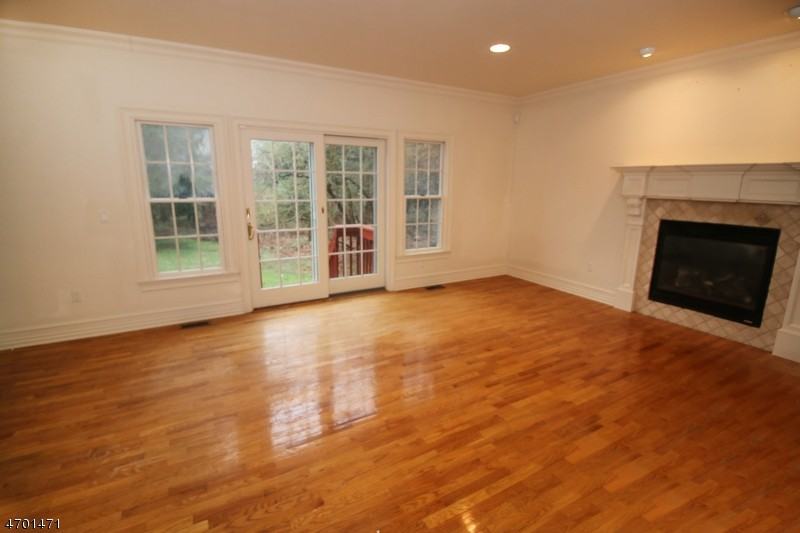 157 Paramus Rd - Photo 3 of 18