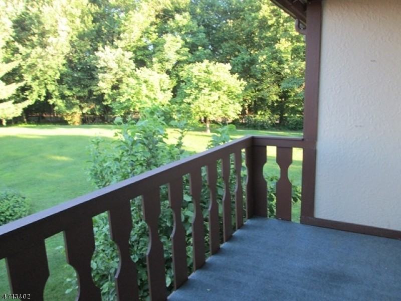 25F Canterbury Rd #25F - Photo 2 of 11