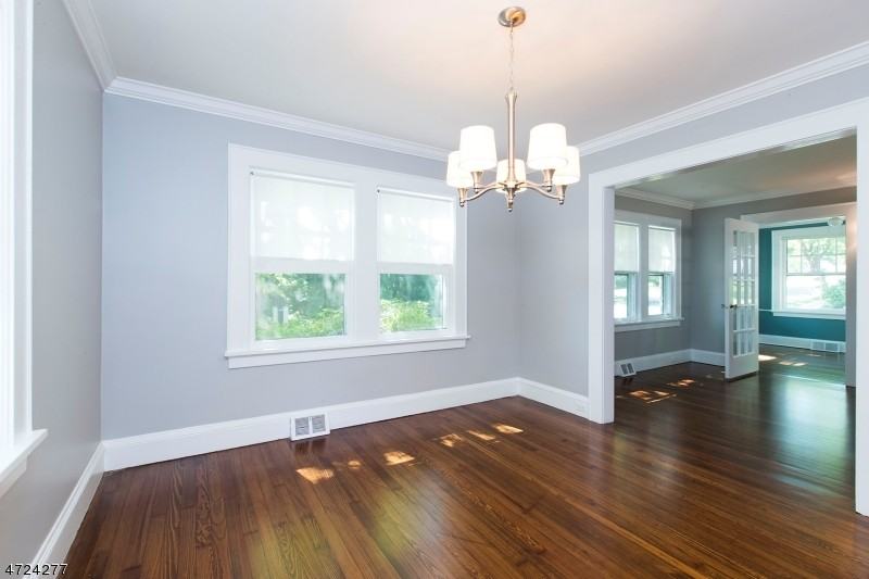 11 Dempster Rd - Photo 3 of 13