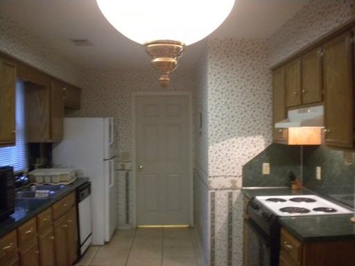 110 Lee Rd 918 - Photo 2 of 20