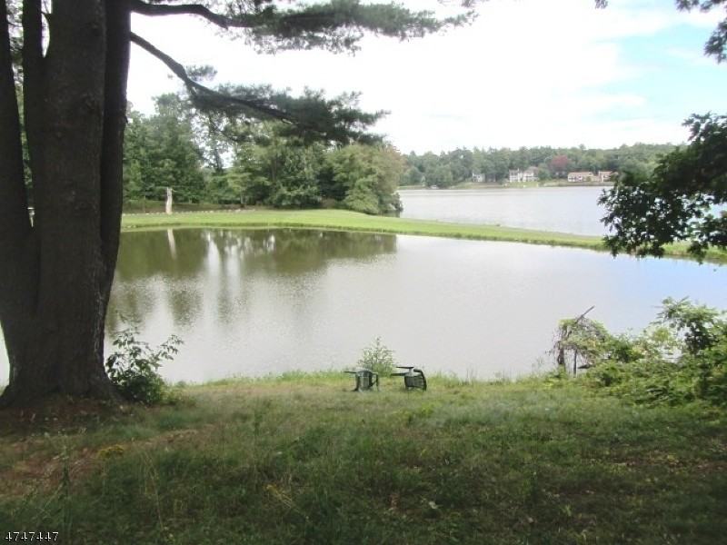 228 Shore Dr #B - Photo 2 of 23