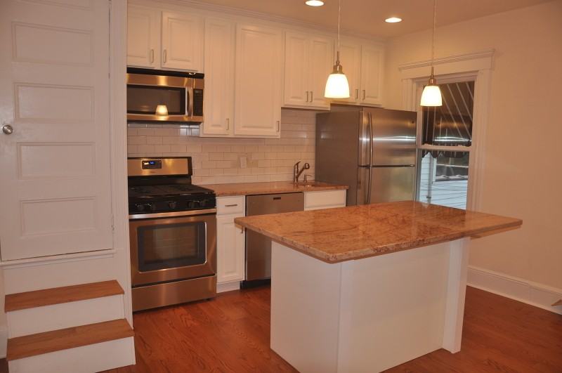 427 S Ave W - Photo 2 of 3