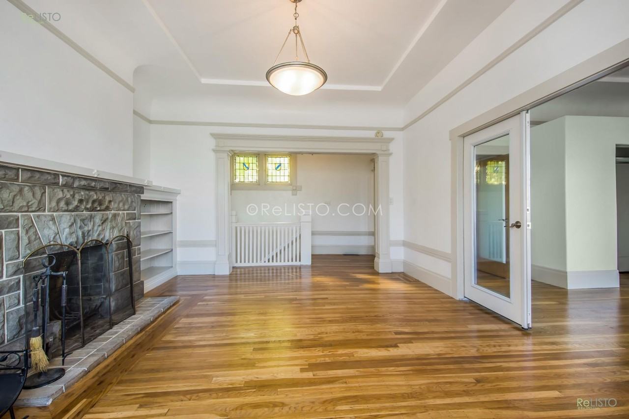 682 Church St - Photo 2 of 21