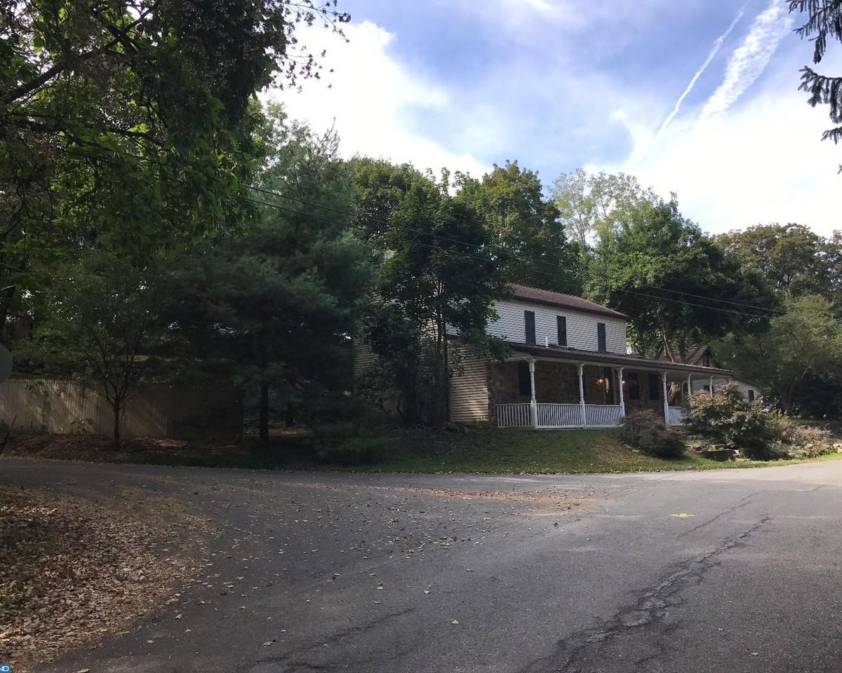 140 Himmelwright Rd - Photo 2 of 24