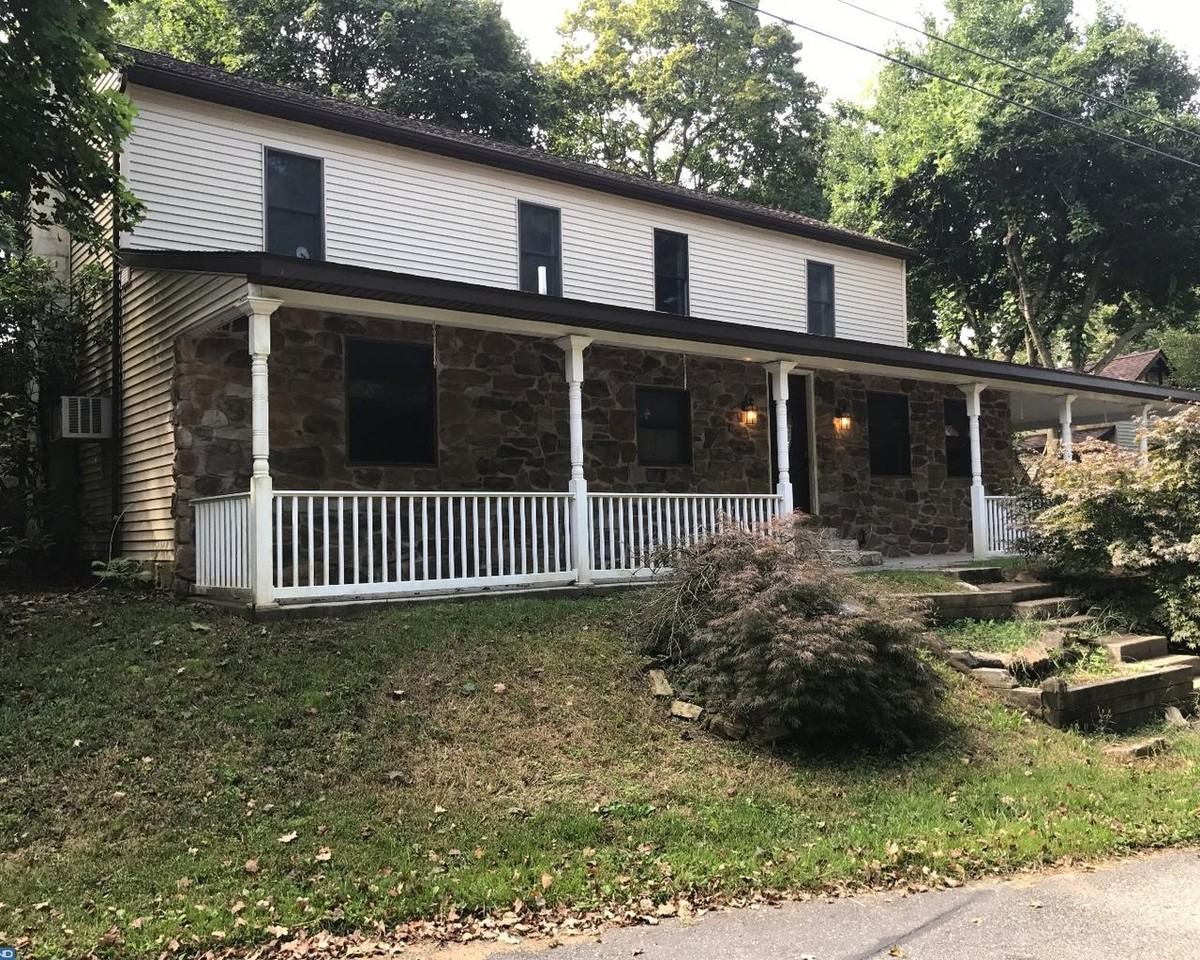 140 Himmelwright Rd - Photo 3 of 24