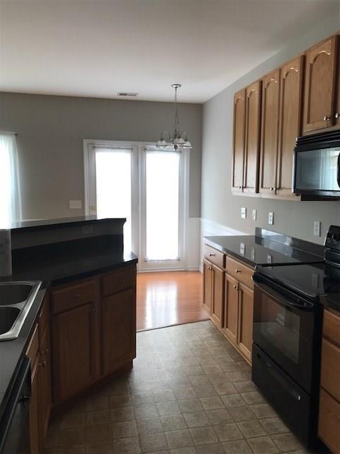 1743 Oak Brook Ln NW - Photo 3 of 26