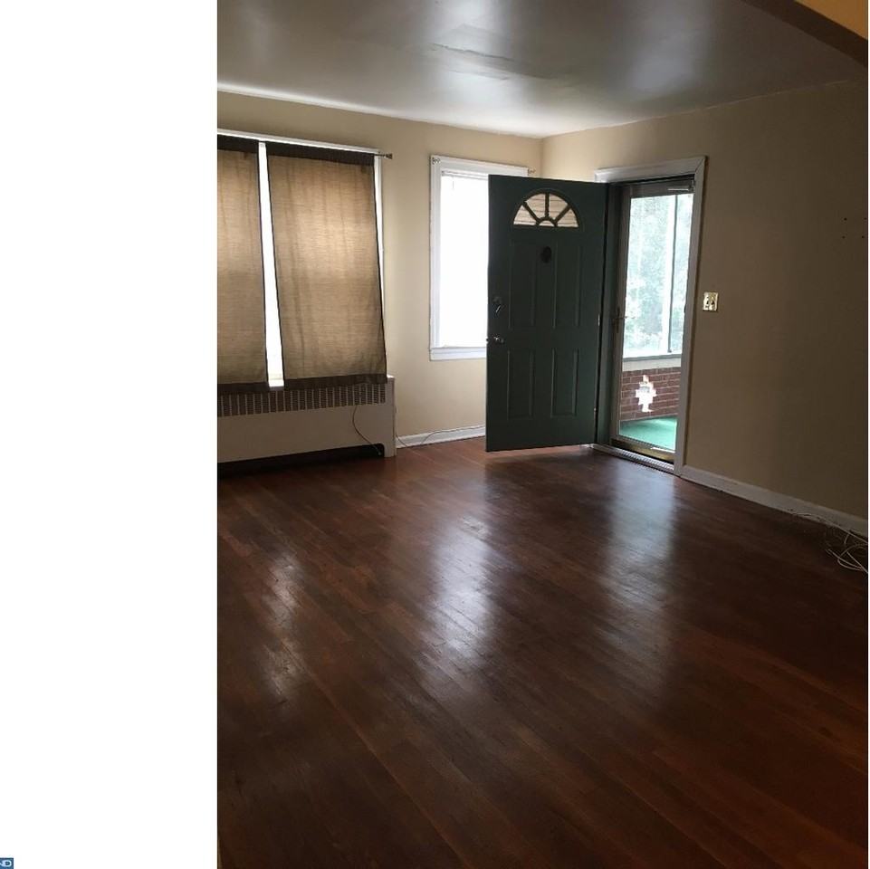 1733 Willow St #1stFL - Photo 3 of 13