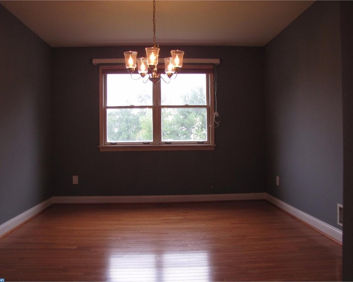 132 Gentry Dr - Photo 3 of 15
