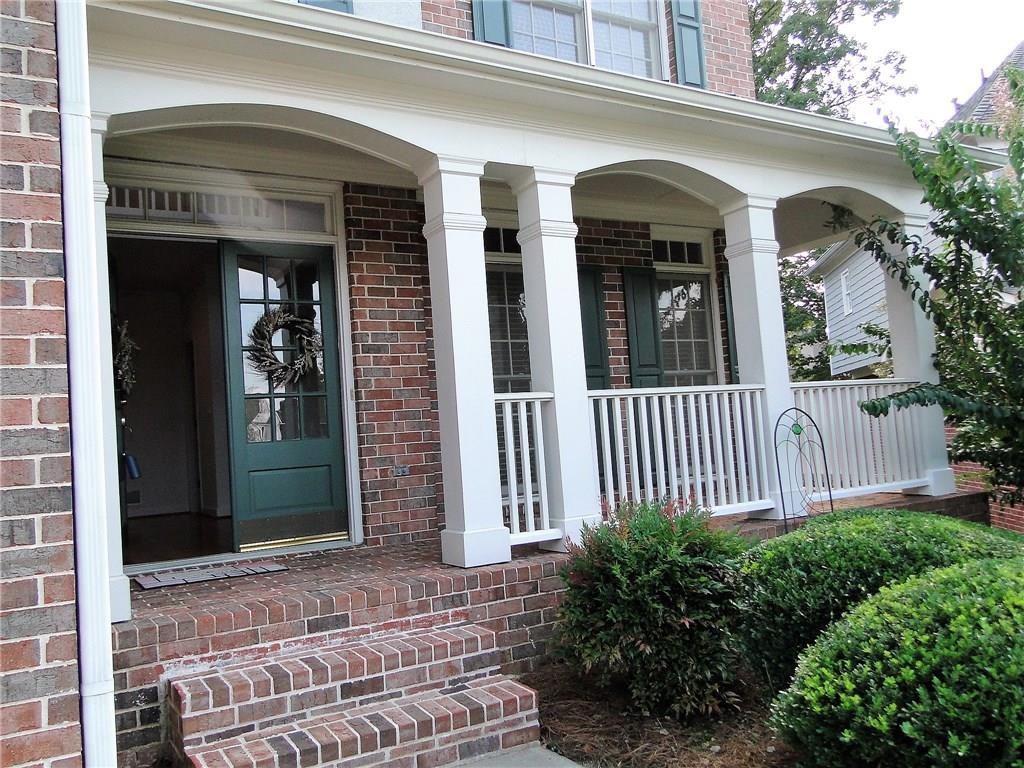 1629 Kinsmon Ln - Photo 2 of 40