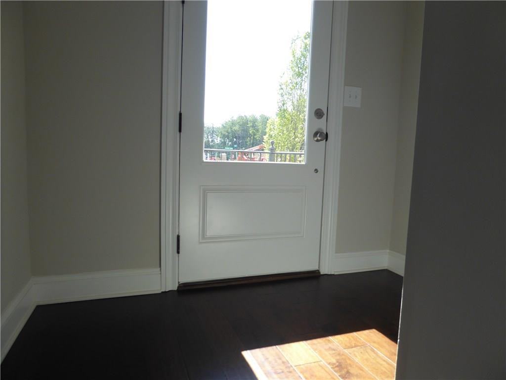 141 Laurel Cir - Photo 2 of 23