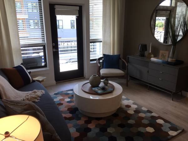 598 Victory Road #3 - Photo 2 of 7