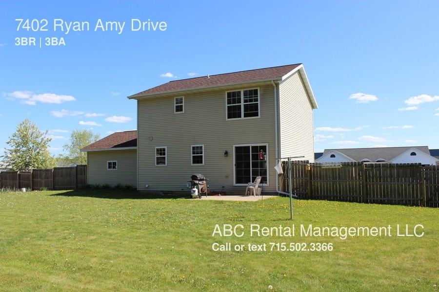 7402 Ryan Amy Dr - Photo 2 of 15