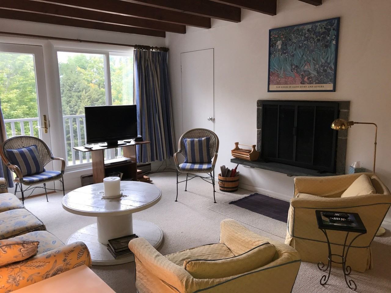 6 White Birch Ln - Photo 2 of 8