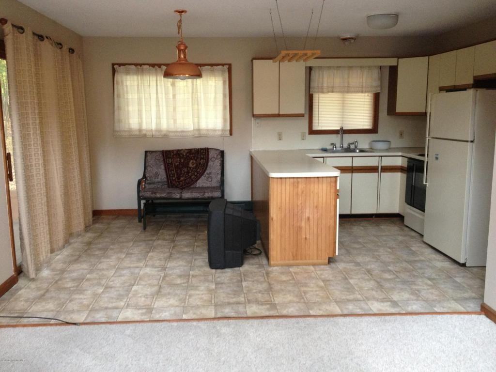 207 Ravenhill Rd - Photo 2 of 24