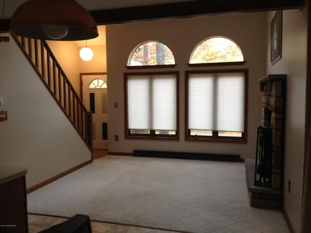 207 Ravenhill Rd - Photo 3 of 24