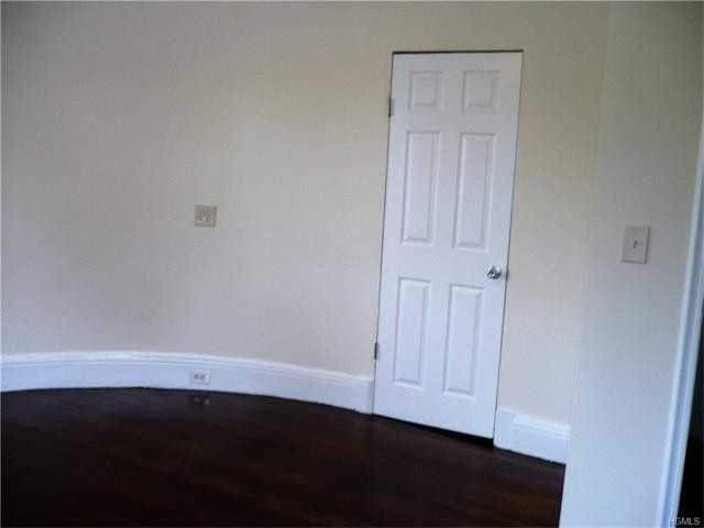 56 Willow Dr - Photo 2 of 7