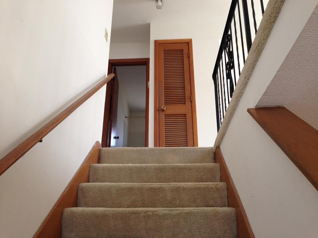 3502 NE 67th St - Photo 3 of 7