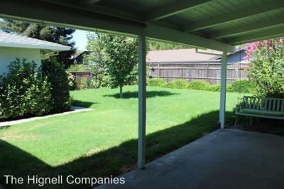 248 Estates Dr - Photo 2 of 16